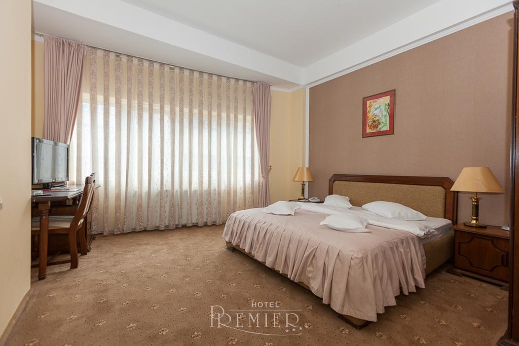 Hotel Premier Cluj Napoca Bagian luar foto