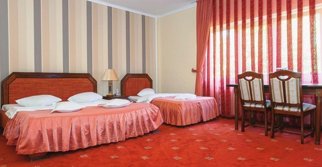 Hotel Premier Cluj Napoca Bagian luar foto